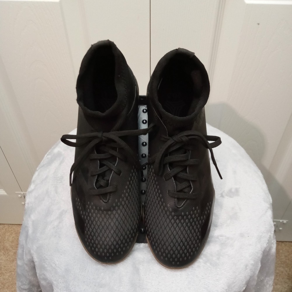 Adida's Predator Demonscale Black Shoes in size 6